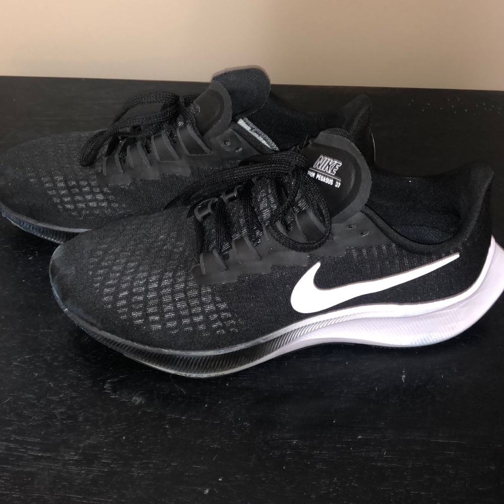 Nike Air Zoom Pegasus 37